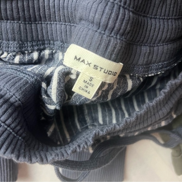 *Linen pants bundle* 2 pairs linen pants - Picture 2 of 5